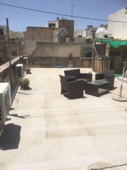 Spacious 4-Bedrooms Townhouse In Tas-Sliema Buitenkant foto
