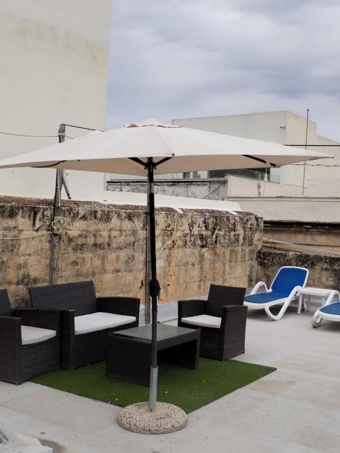 Spacious 4-Bedrooms Townhouse In Tas-Sliema Buitenkant foto